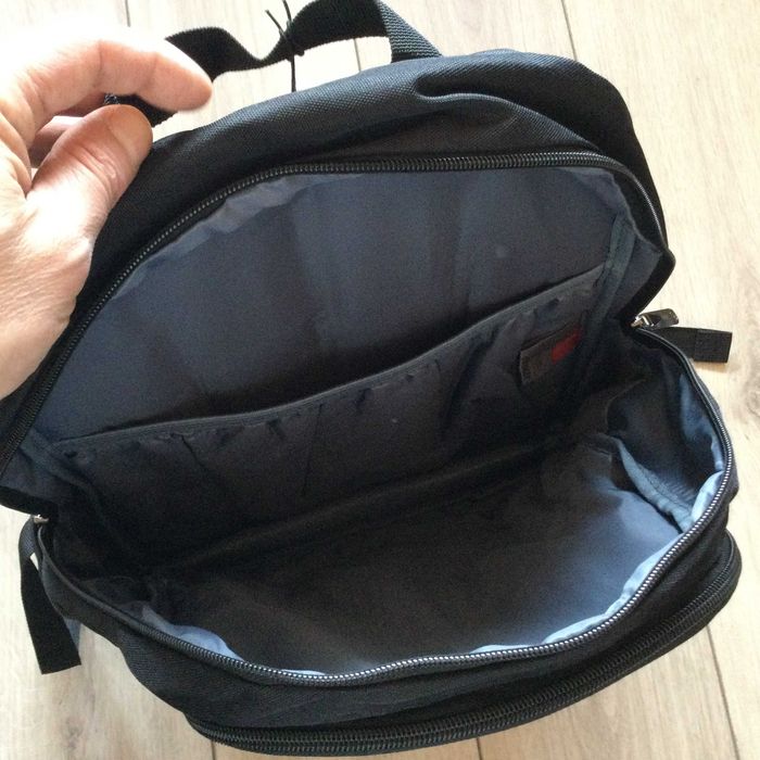 НОВА оригинална черна раница WENGER  отделение за 16-инчов лаптоп 20 л