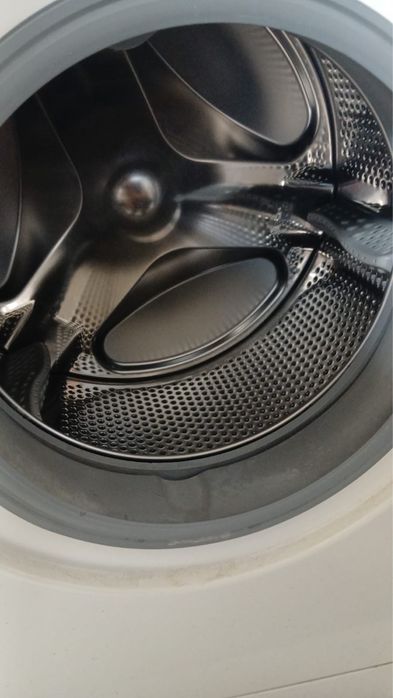 Продам стиральную машину midea