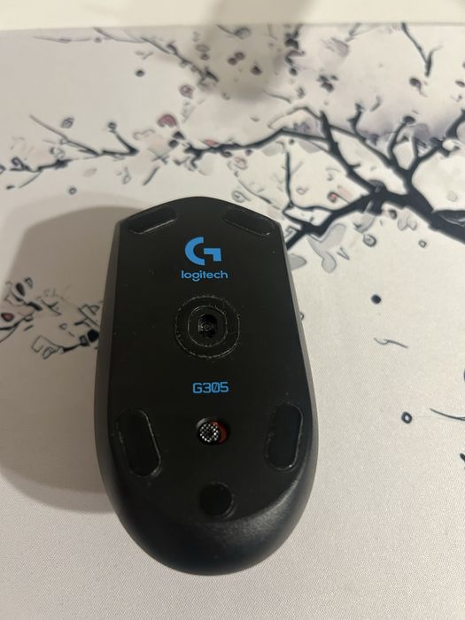 Продаю Logitech G302