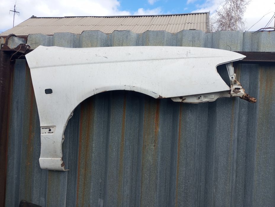 Продам правое крыло