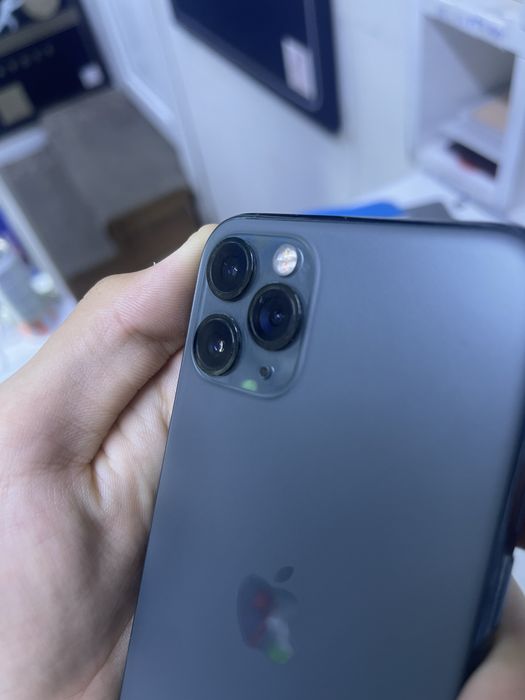 Айфон 11про 75.000