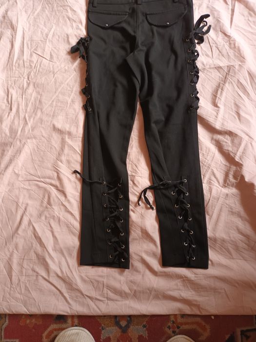 Продам брюки на девушку джинсы и джинсовые шерты