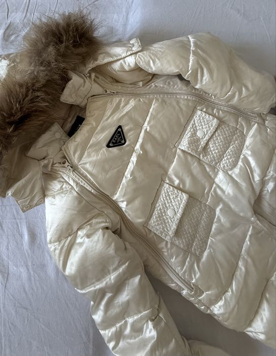 Продам зимний пуховик детский