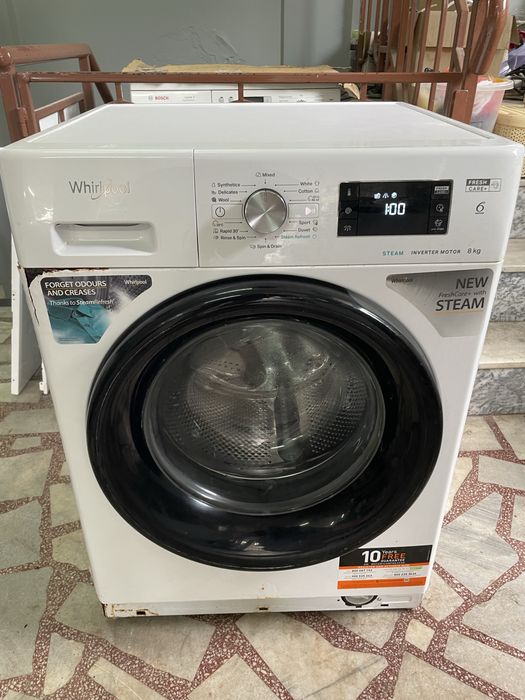Пералня Whirlpool  6th sense на части