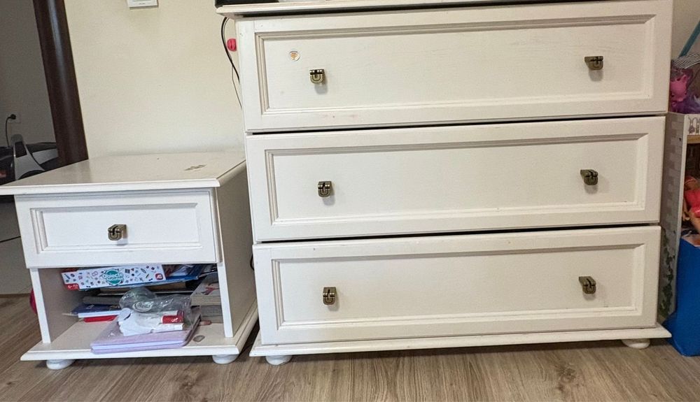 Dormitor Elvila (elemente din lemn)