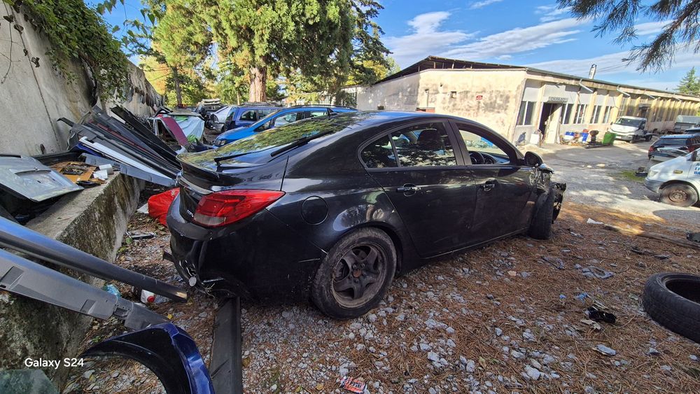 Опел инсигния 2.0 160ps 2011г