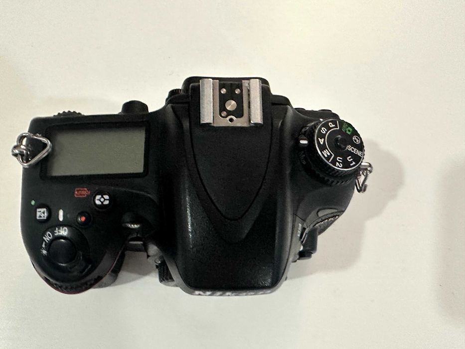 Nikon D610 Body Full Frame FX – Stare Foarte Bună