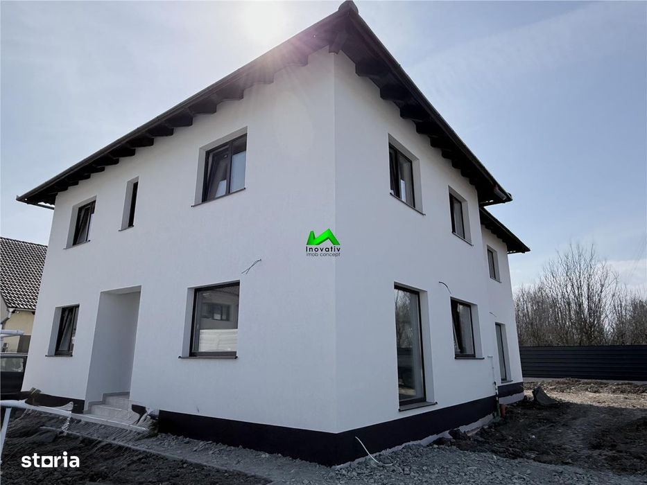 Casa 4 camere de vanzare 420mp teren Sibiu Selimbar