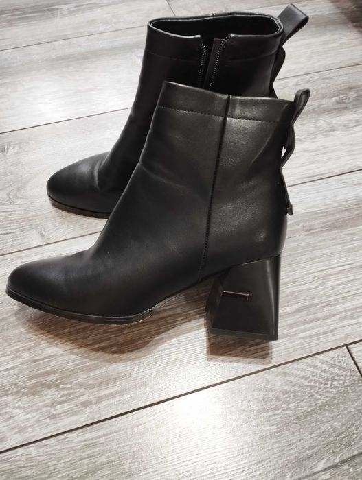 Маркови Боти и ботуши