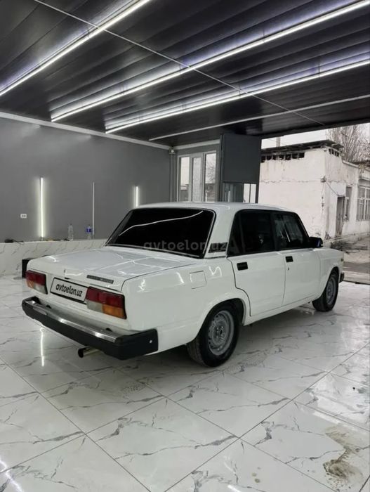 Lada (ВАЗ) 2107