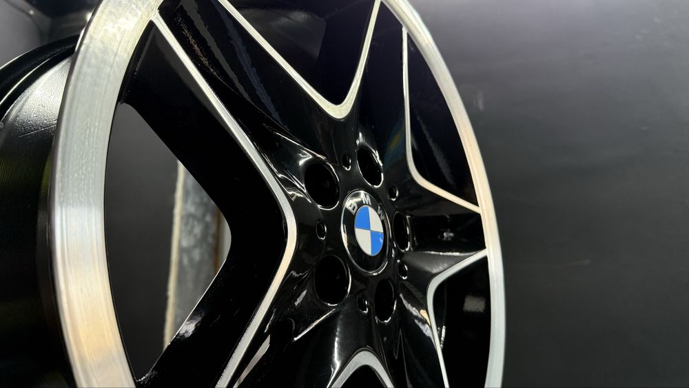 Диски на бмв r18..