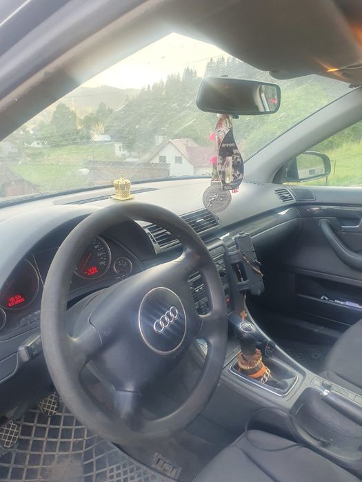 AUDI A4 2004 — imagine 3