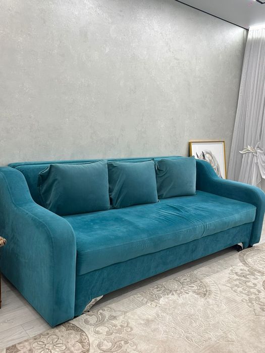 Продам телевизор, диван, люстра, жалюзи 3.20