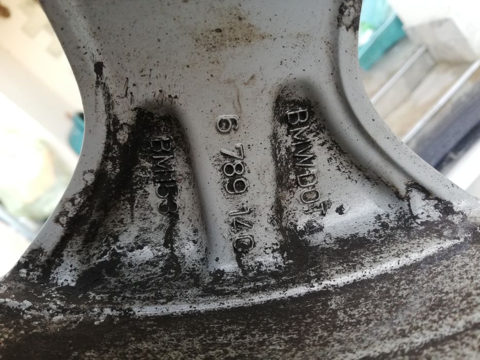 BMW X1 jante+cauciucuri de iarna Continental 225/50/17 6mm