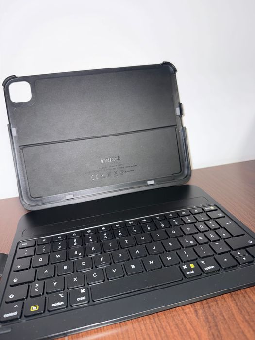 Husă cu tastatură detașabilă pentru iPad 10 / Air / Pro 11 – Nouă