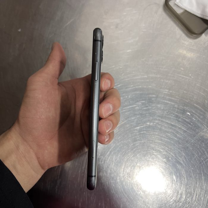 Iphone 11    2 500 000