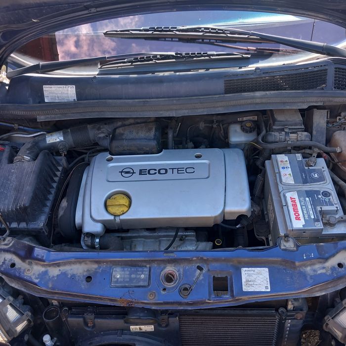 Vând..Opel zafira 7 locuri..