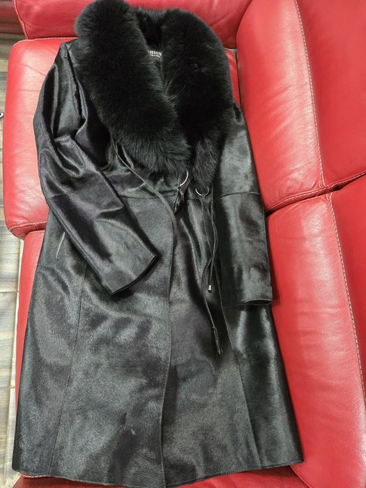 Палто от  пони с лисица и елек лисица и чинчила