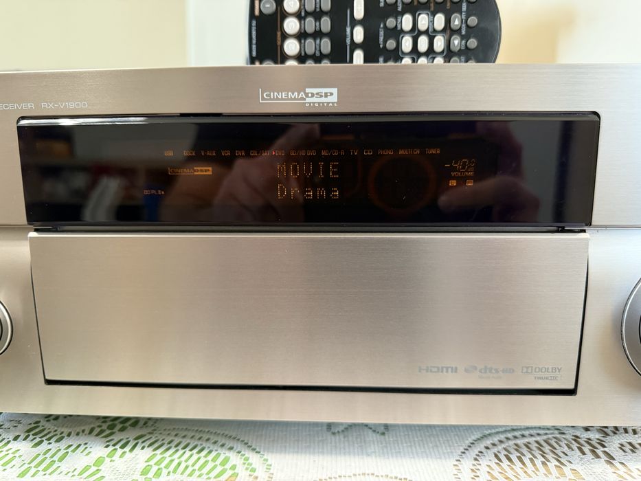 Yamaha RX-V1900 usb Hdmi