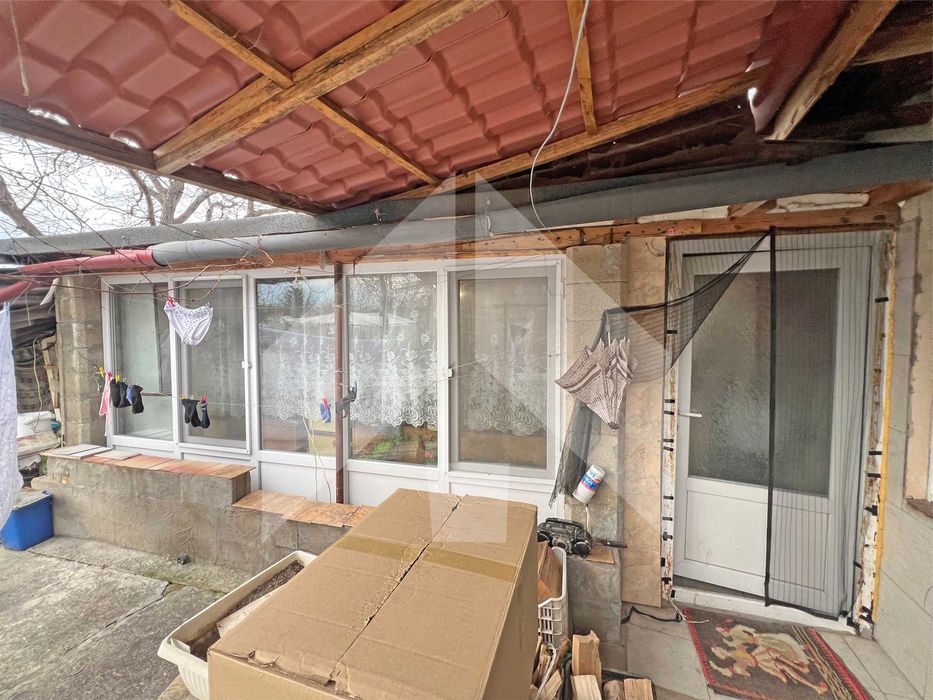 Продава се Къща в Нови пазар - 147 кв.м за 694 €/кв.м - Снимка #4