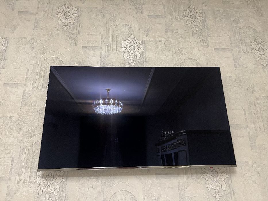 Samsung TV 55 , 65 , 75