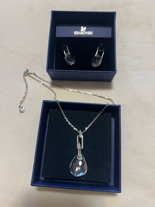 Комплект Swarovski
