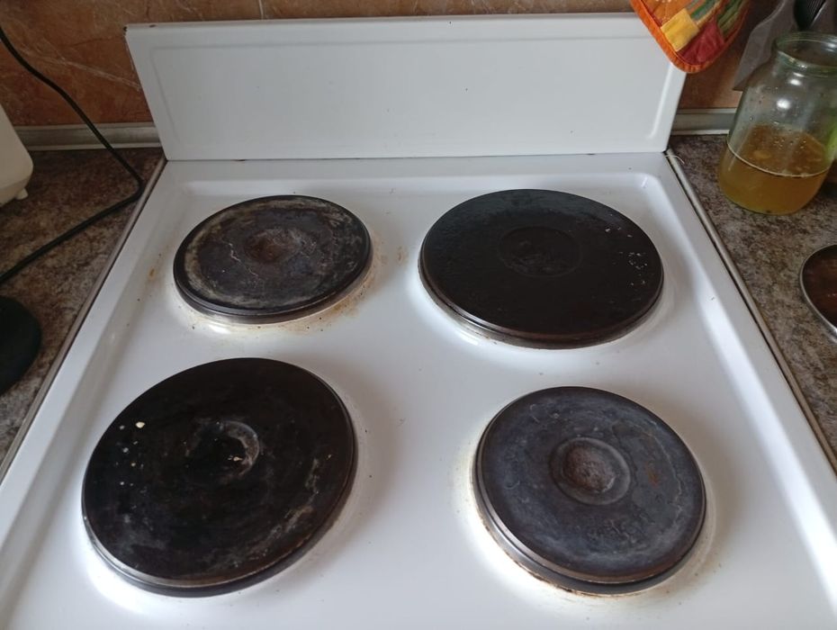 Продается электрическая плита