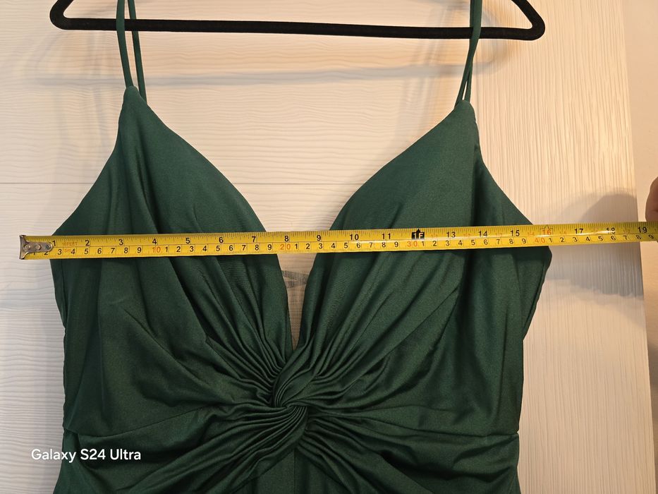 Тъмнозелена официална дълга рокля