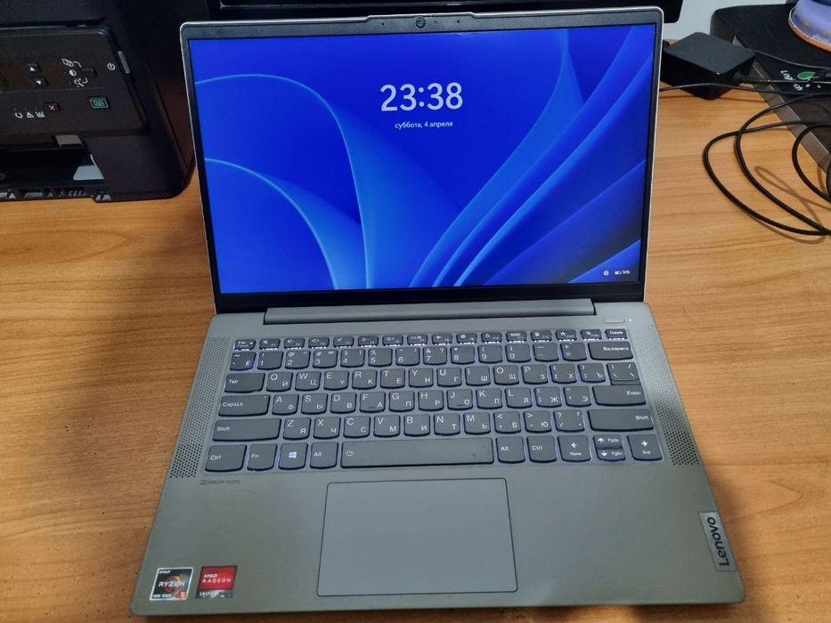 Продаётся ноутбук lenova