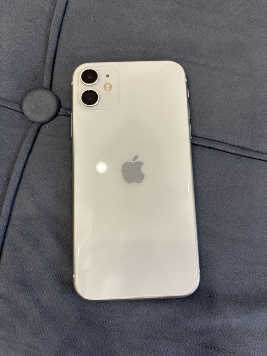 Iphone 11 белый.