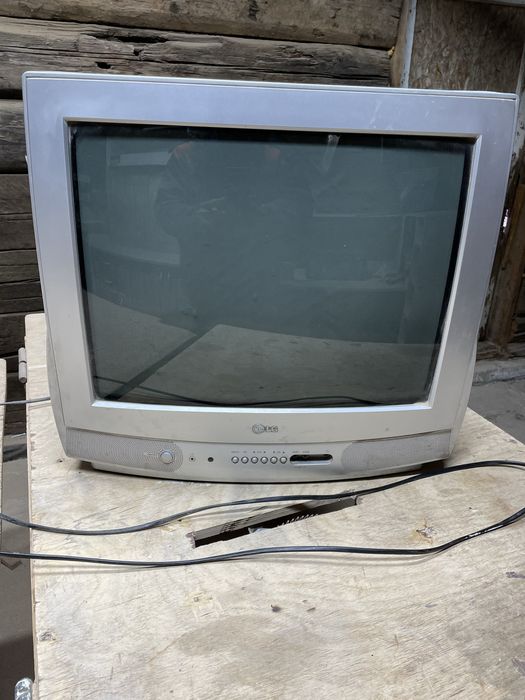 Продам телевизор бу сатамын