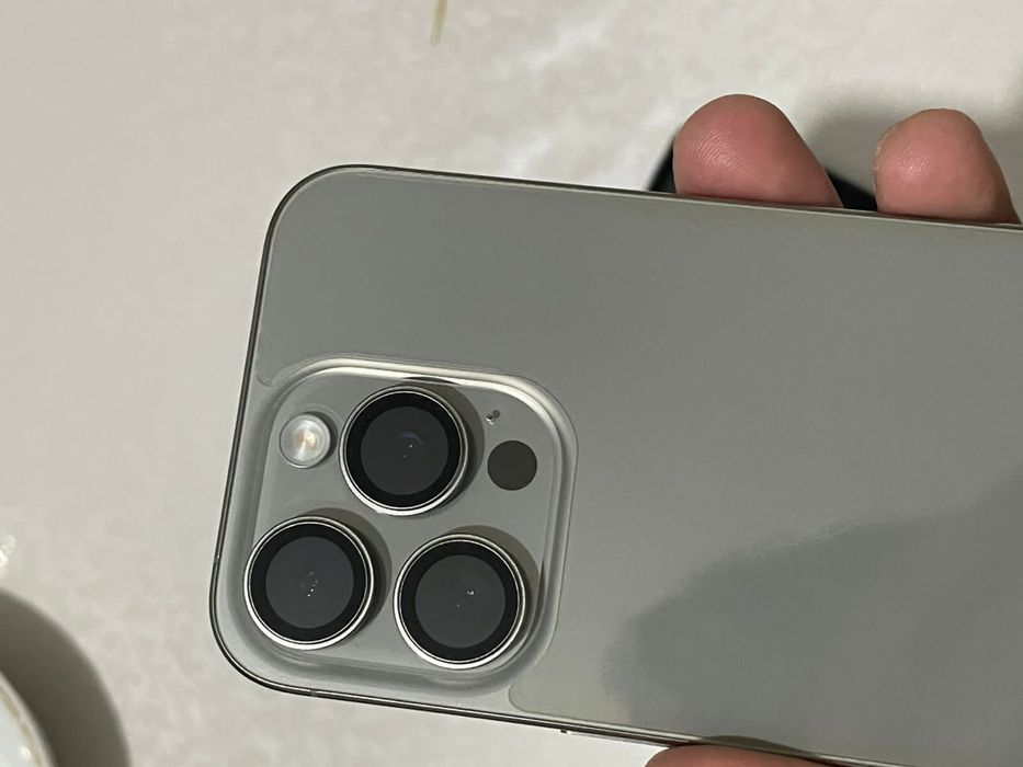 IPHONE 15 PRO 256 гб 10/10