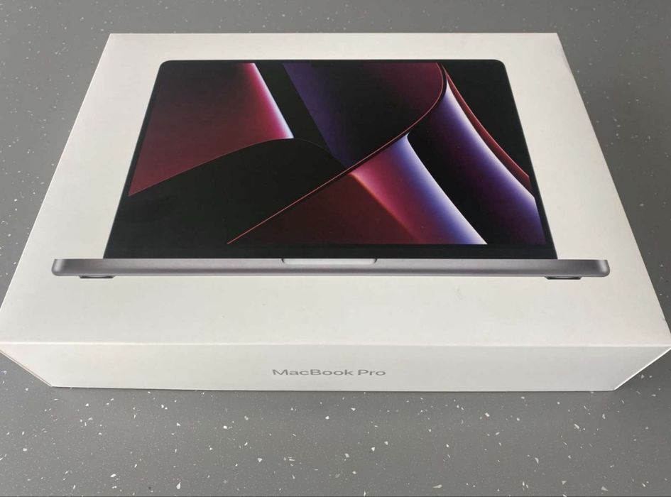 Лаптоп Macbook Pro M2 Pro Chip 16GB RAM 512 ROM