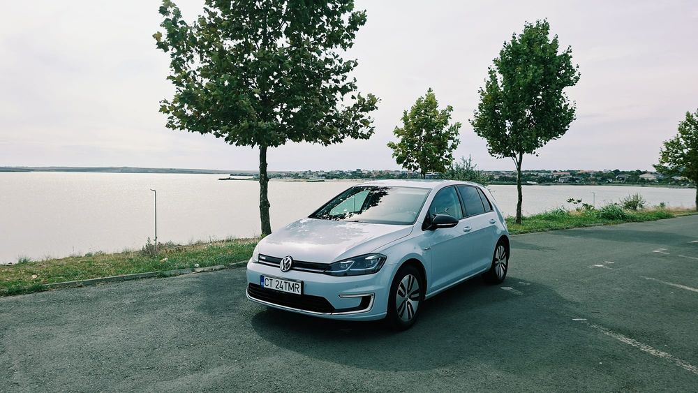 VOLKSWAGEN e-Golf 2018 — imagine 2