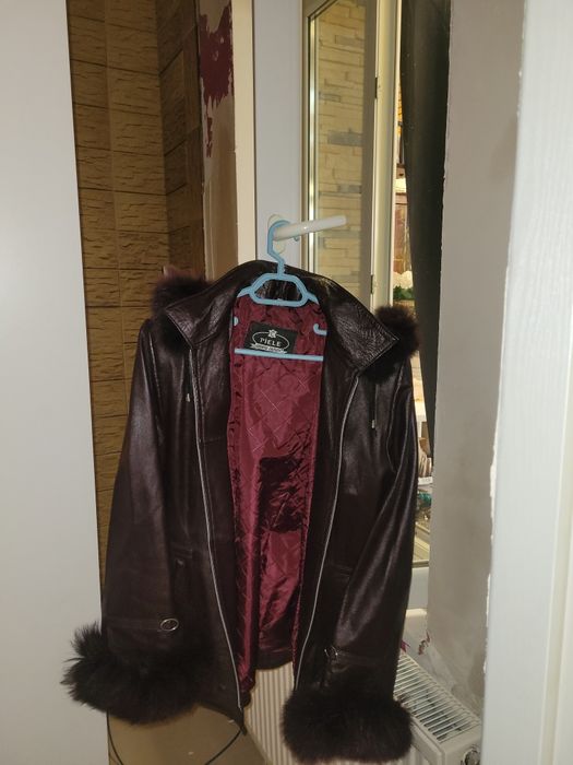 Jachetă de piele cu blană naturală