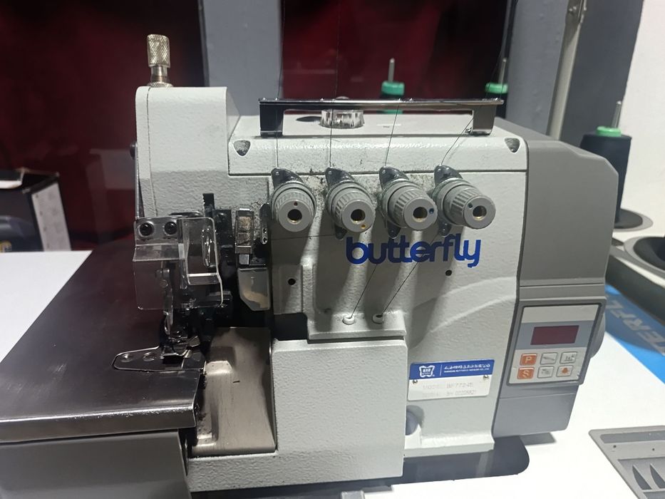 Averlok moshina sotiladi