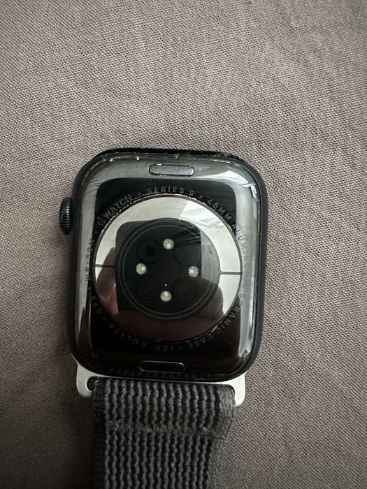 Продам Apple watch 9 45mm