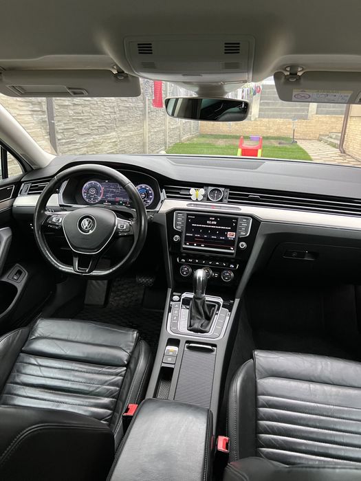 Vând Vw passat B8 2015 BITDI 2.0  239 cp