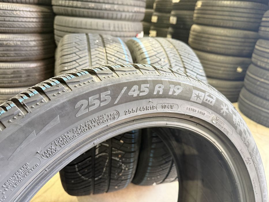 255/45/19 MICHELIN 4бр