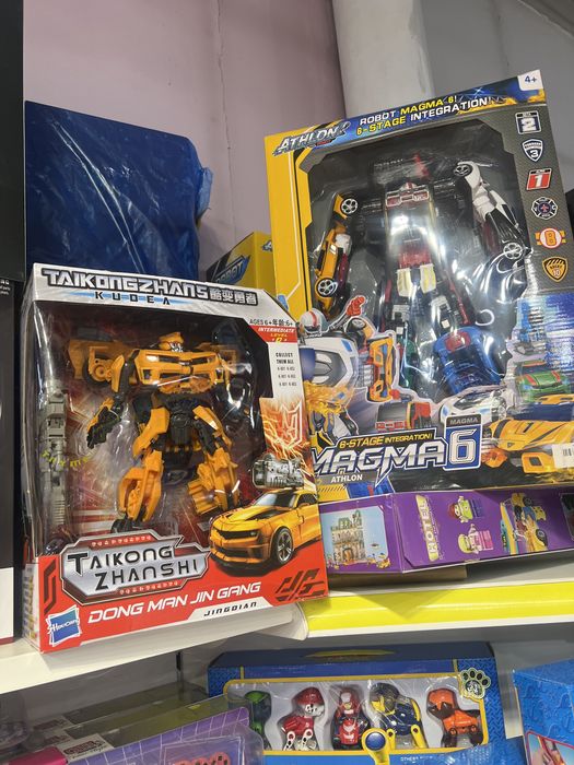 Игрушки разные, очень странные дела