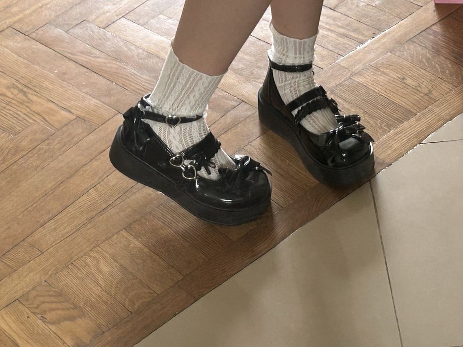 черные туфли