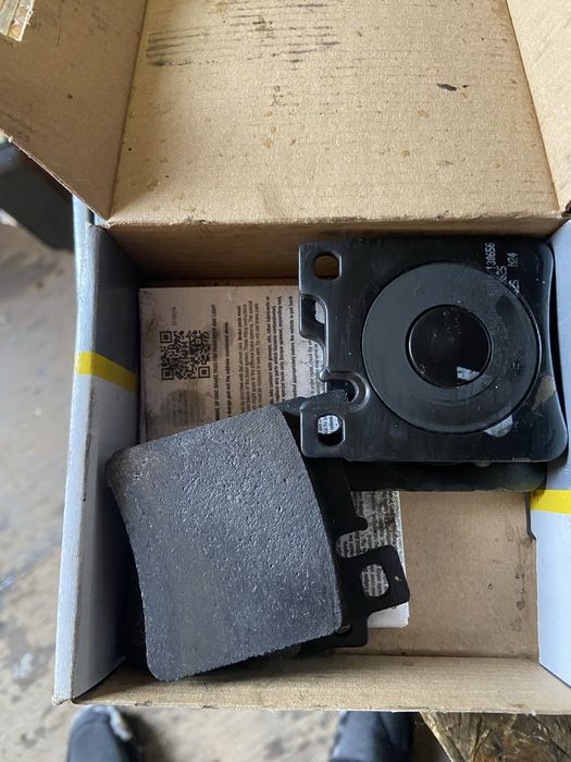 Колодки на Мерседес w140