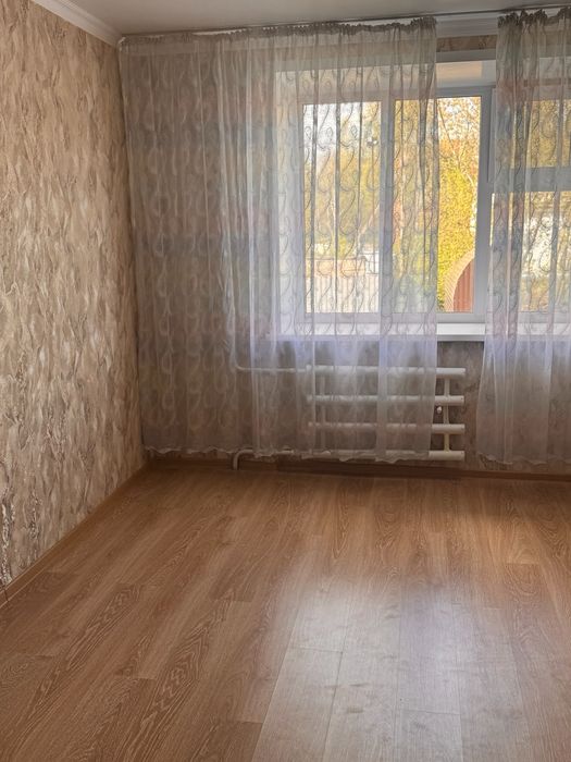 Продам комнату с унитазом