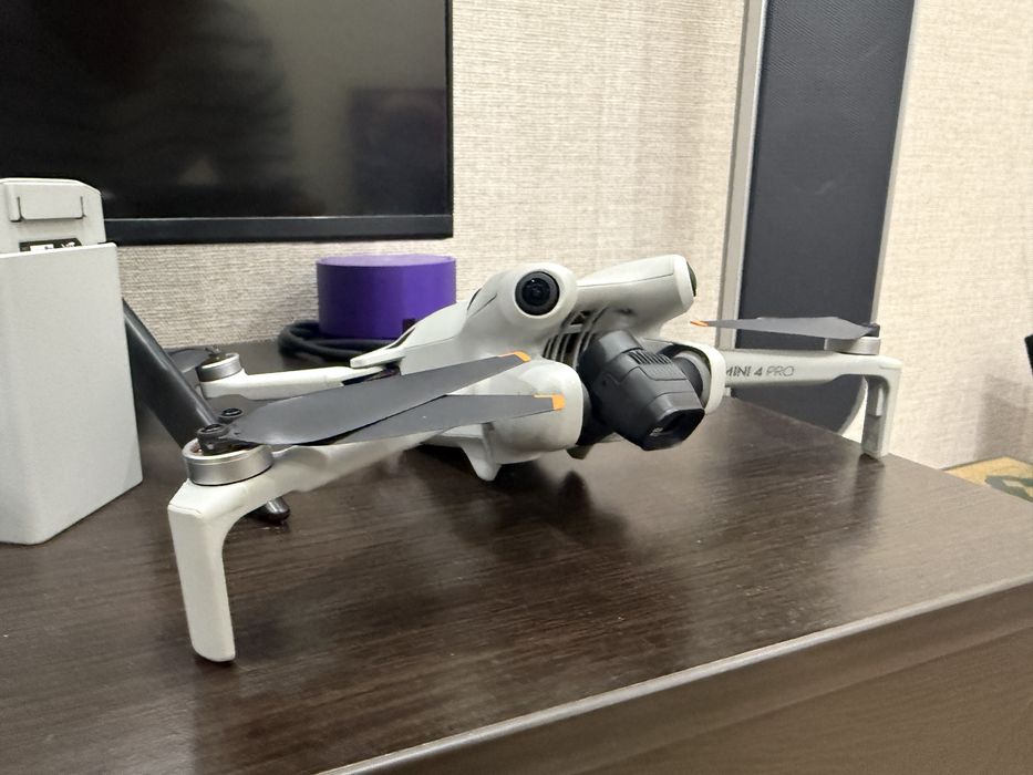 Dji Mini 4 Pro Fly More Combo