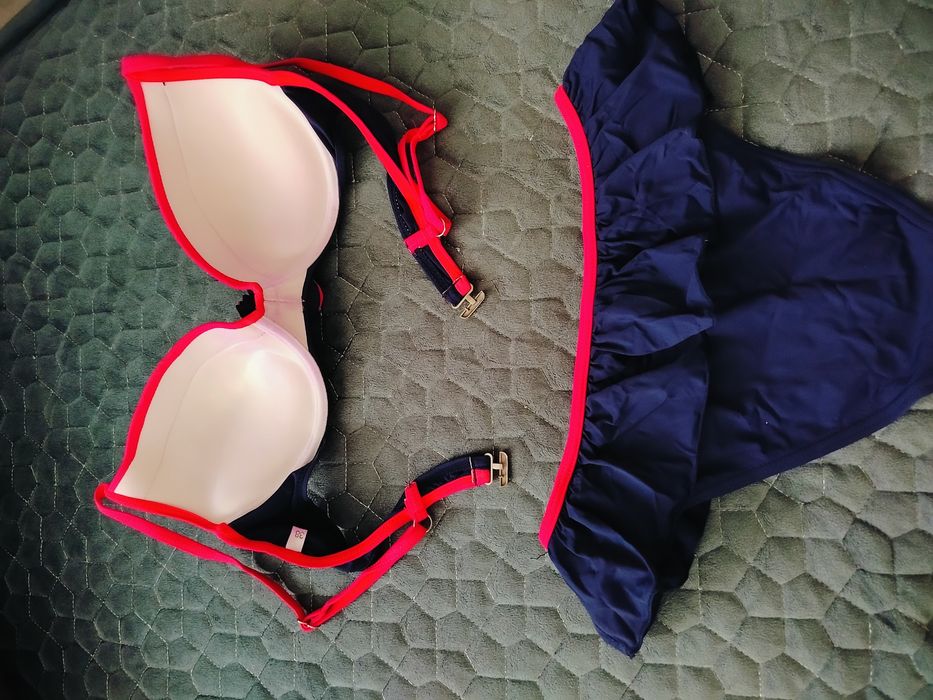 Продам купальники