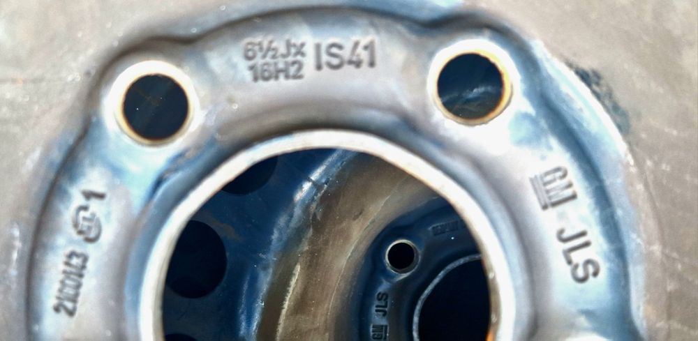 215 60 R16 99V 4Anvelope 4 Alseason Cauciucuri Dot.1124 / 2222  profil 8mm Clasa A Jante Oțel 5x115 R16