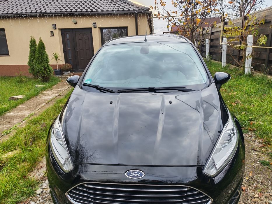Vând Ford Fiesta Euro 6