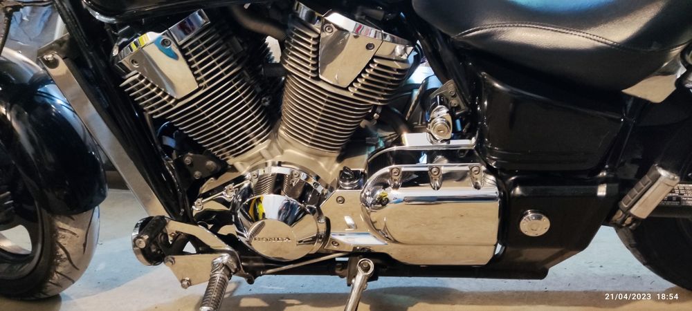 Хонда VTX 1800 C