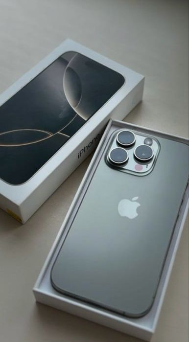 Продам Iphone 16 Pro 256
