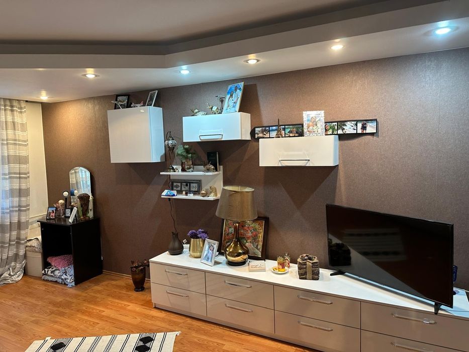 Inchiriez apartament 2 camere